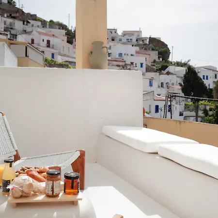 Апартаменты Calliope Kea *